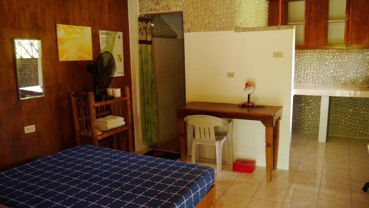 Moalboal T Breeze Coastal Resort Екстериор снимка